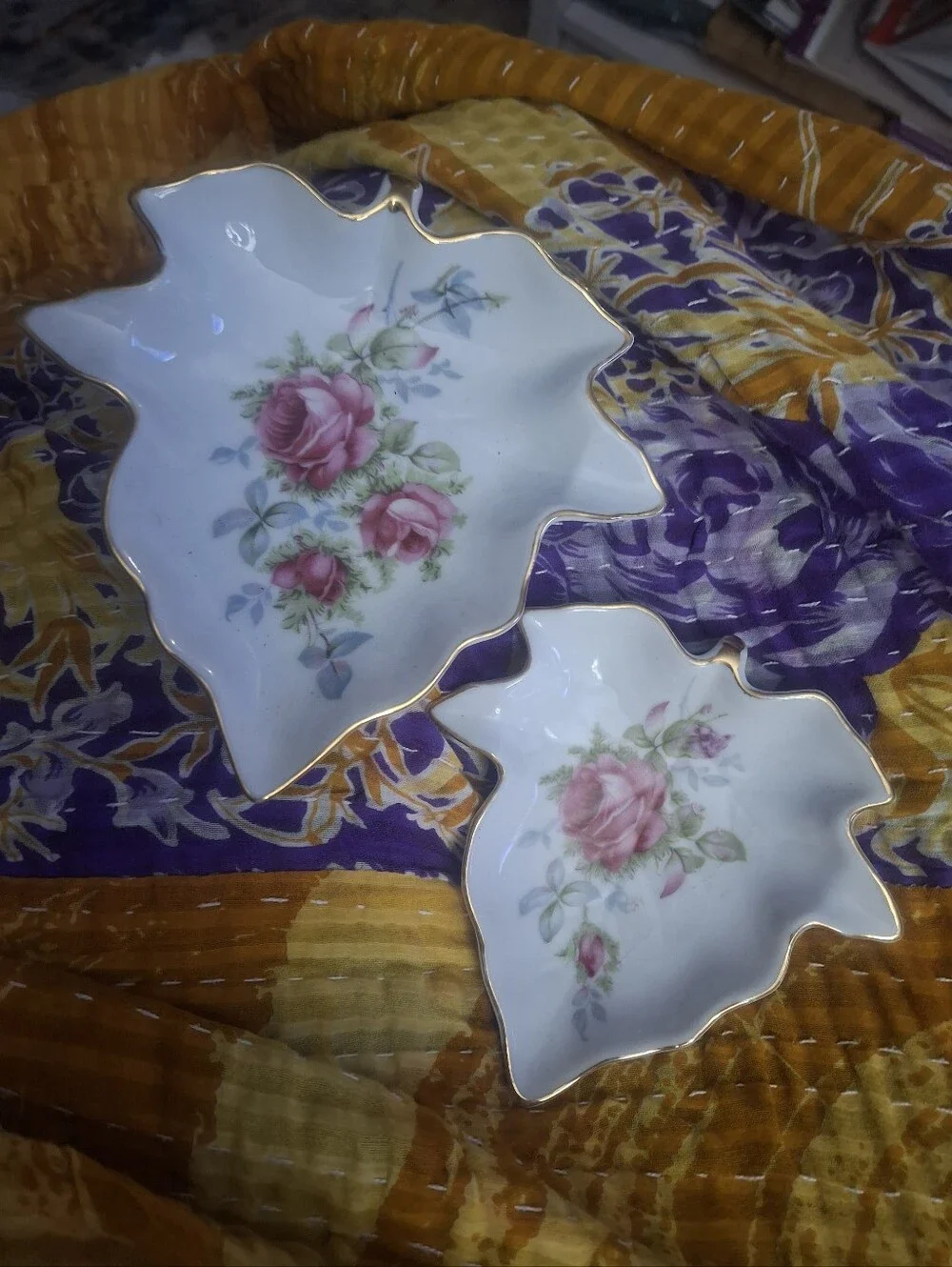 Lefton White Porcelain Floral Decorative Dish with Gold Trim